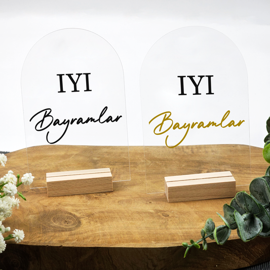 Ramadan Acrylschild mit Holzfuß | Bayram Deko | Eid Mubarak Tischdeko | Islamische Geschenkidee (Iyi Bayramlar)