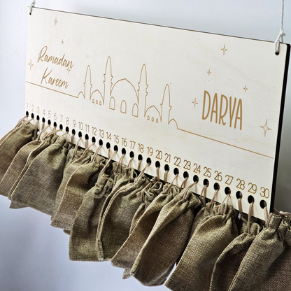 Personalisierter Ramadan Kalender aus Holz – 30 Tage Ramadankalender zum Befüllen | Mit Namen | Ramadan Geschenk für Kinder | Bayram / Eid Deko (Moschee 2)