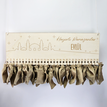 Personalisierter Ramadan Kalender aus Holz – 30 Tage Ramadankalender zum Befüllen | Mit Namen | Ramadan Geschenk für Kinder | Bayram / Eid Deko (Moschee 3)