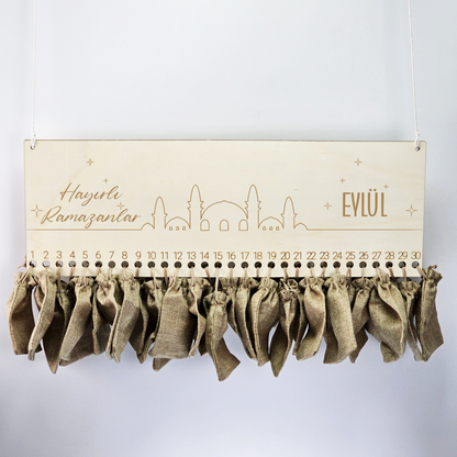Personalisierter Ramadan Kalender aus Holz – 30 Tage Ramadankalender zum Befüllen | Mit Namen | Ramadan Geschenk für Kinder | Bayram / Eid Deko (Moschee 2)