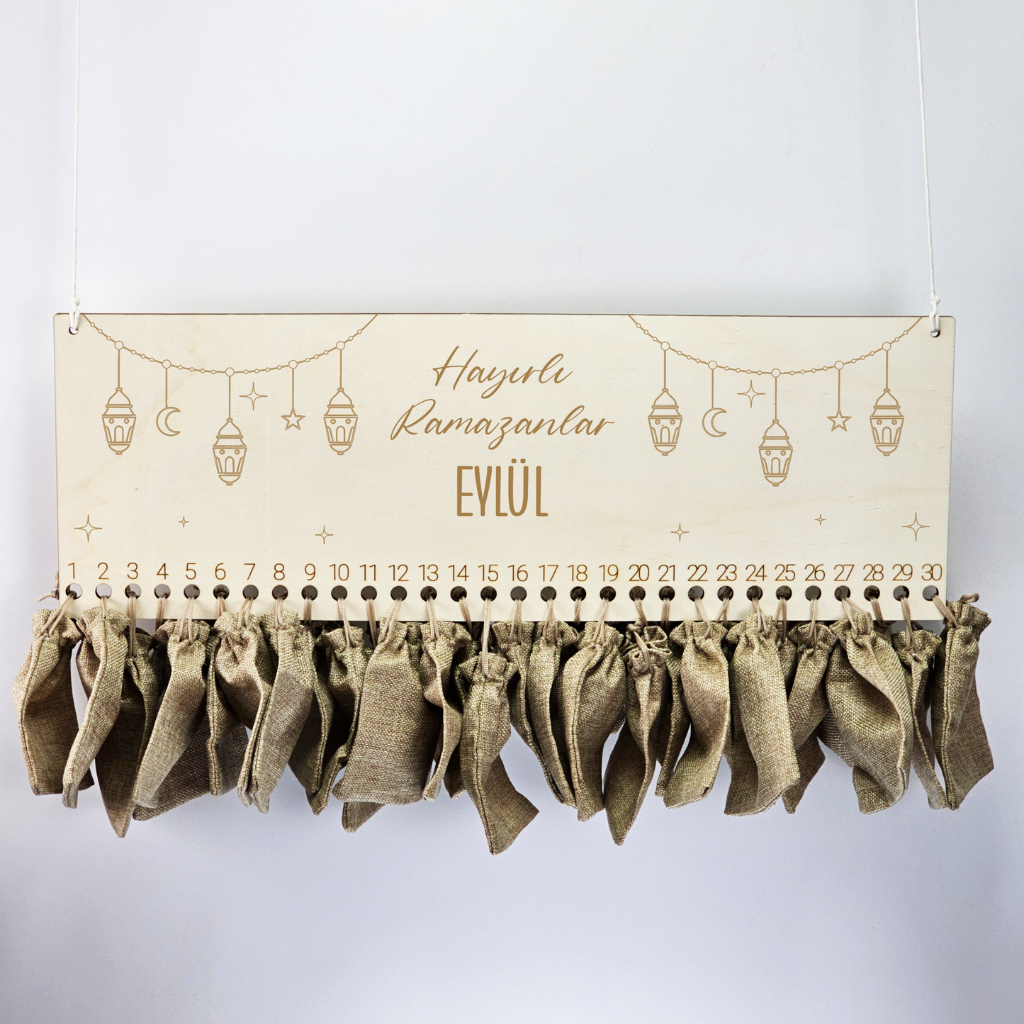 Personalisierter Ramadan Kalender aus Holz – 30 Tage Ramadankalender zum Befüllen | Mit Namen | Ramadan Geschenk für Kinder | Bayram / Eid Deko (Girlande)