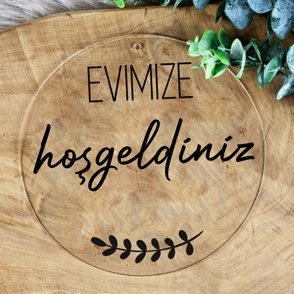 Personalisierter Willkommensschild aus Acryl| Türschild & Willkommenskranz mit Familiennamen | Einzug & Hochzeit