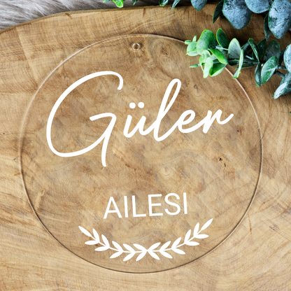 Personalisierter Willkommensschild aus Acryl| Türschild & Willkommenskranz mit Familiennamen | Einzug & Hochzeit