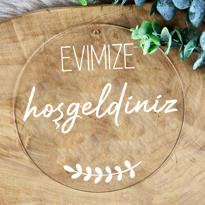 Personalisierter Willkommensschild aus Acryl| Türschild & Willkommenskranz mit Familiennamen | Einzug & Hochzeit