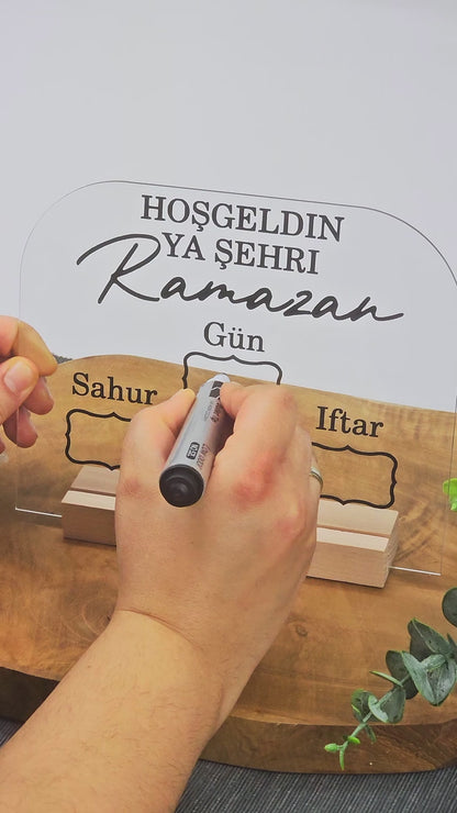 Ramadan / Ramazan Imsakiye Planer aus Acryl – Sahur & Iftar Zeiten | Beschreibbar | Islamische Deko & Geschenkidee (Kompakt Arabisch)