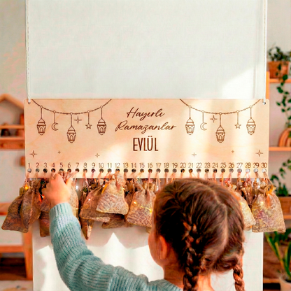 Personalisierter Ramadan Kalender aus Holz – 30 Tage Ramadankalender zum Befüllen | Mit Namen | Ramadan Geschenk für Kinder | Bayram / Eid Deko (Girlande)